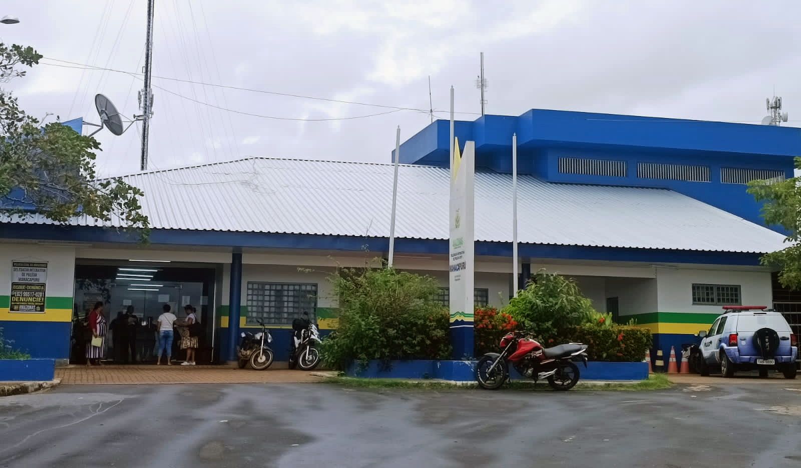 Homem aproveita momento a sós e estupra babá de 13 anos em sua casa no Amazonas