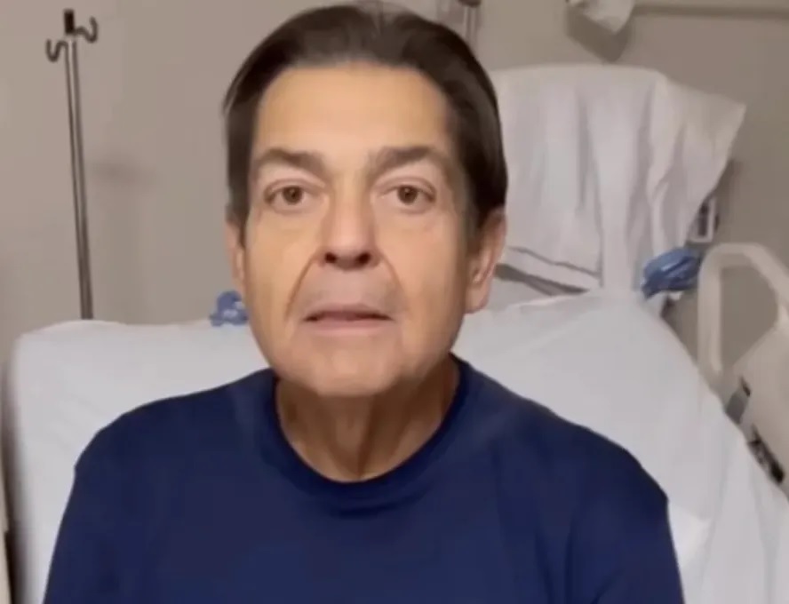 Faustão está na UTI e respira com ajuda de aparelhos após transplante de coração