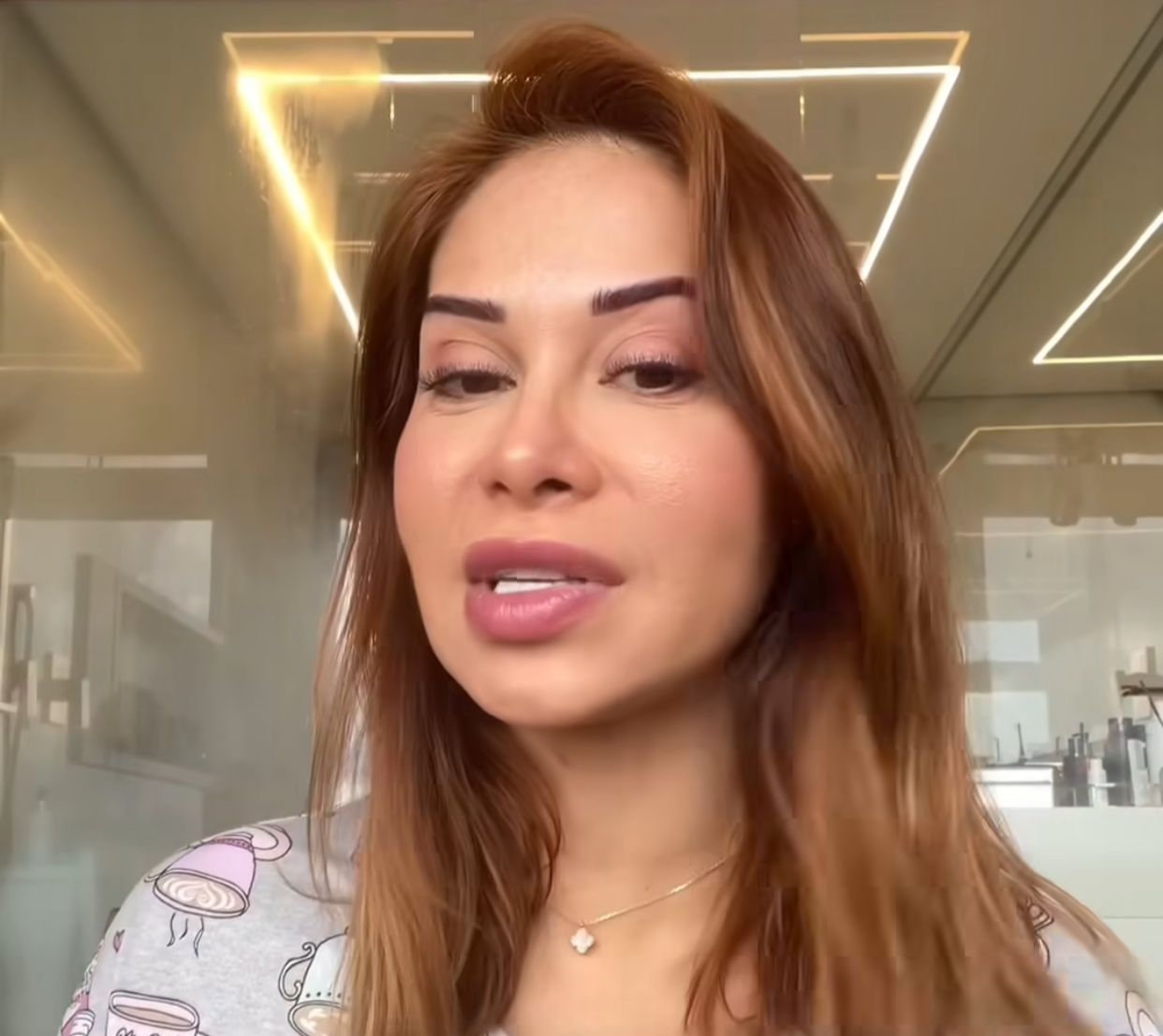 Grávida, Maíra Cardi descobre trombofilia 