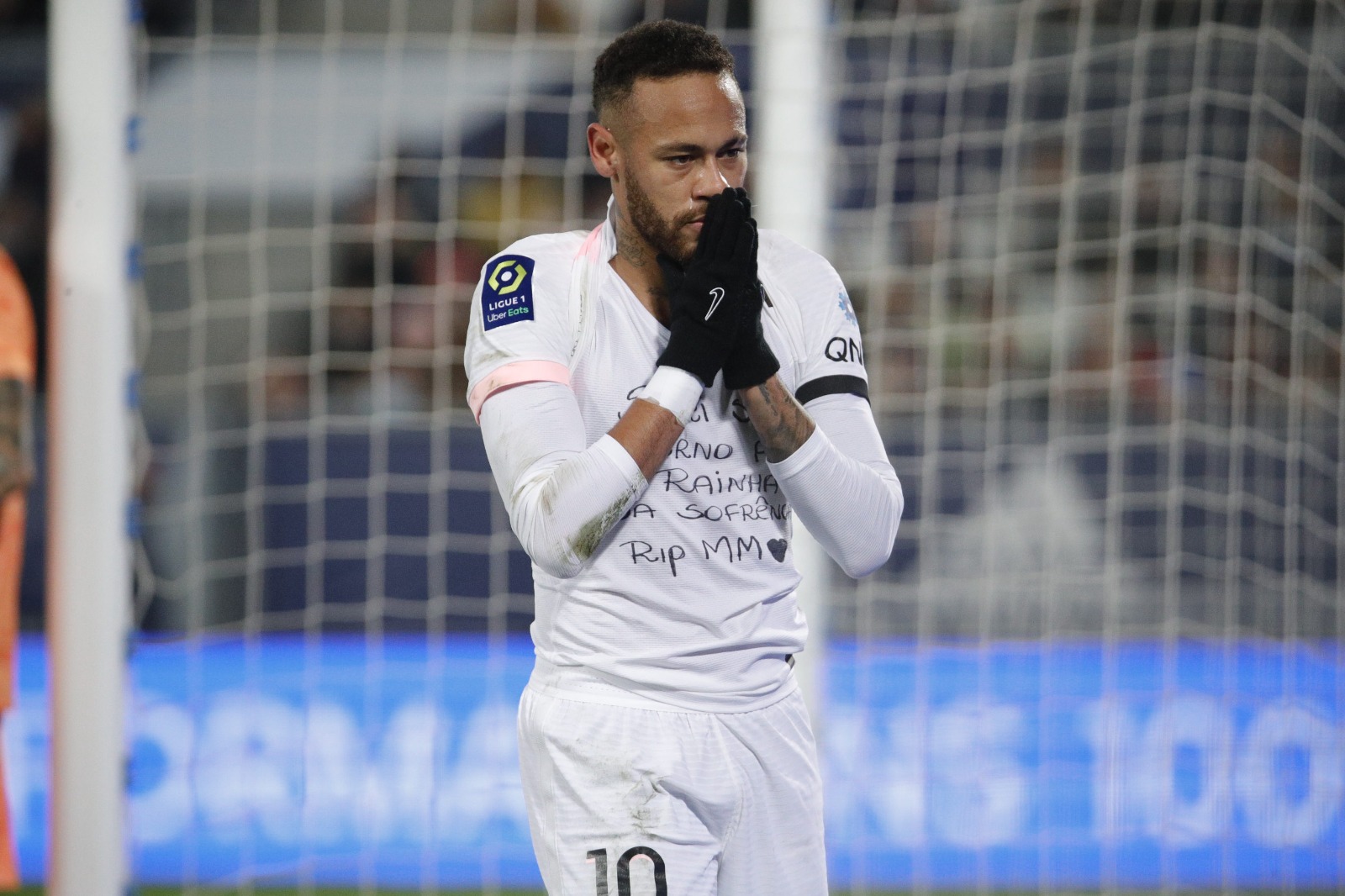 Vídeo: Neymar faz homenagem para Marília Mendonça após gol do PSG