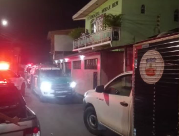 Adolescente é perseguido e executado com 13 tiros dentro de casa em Manaus
