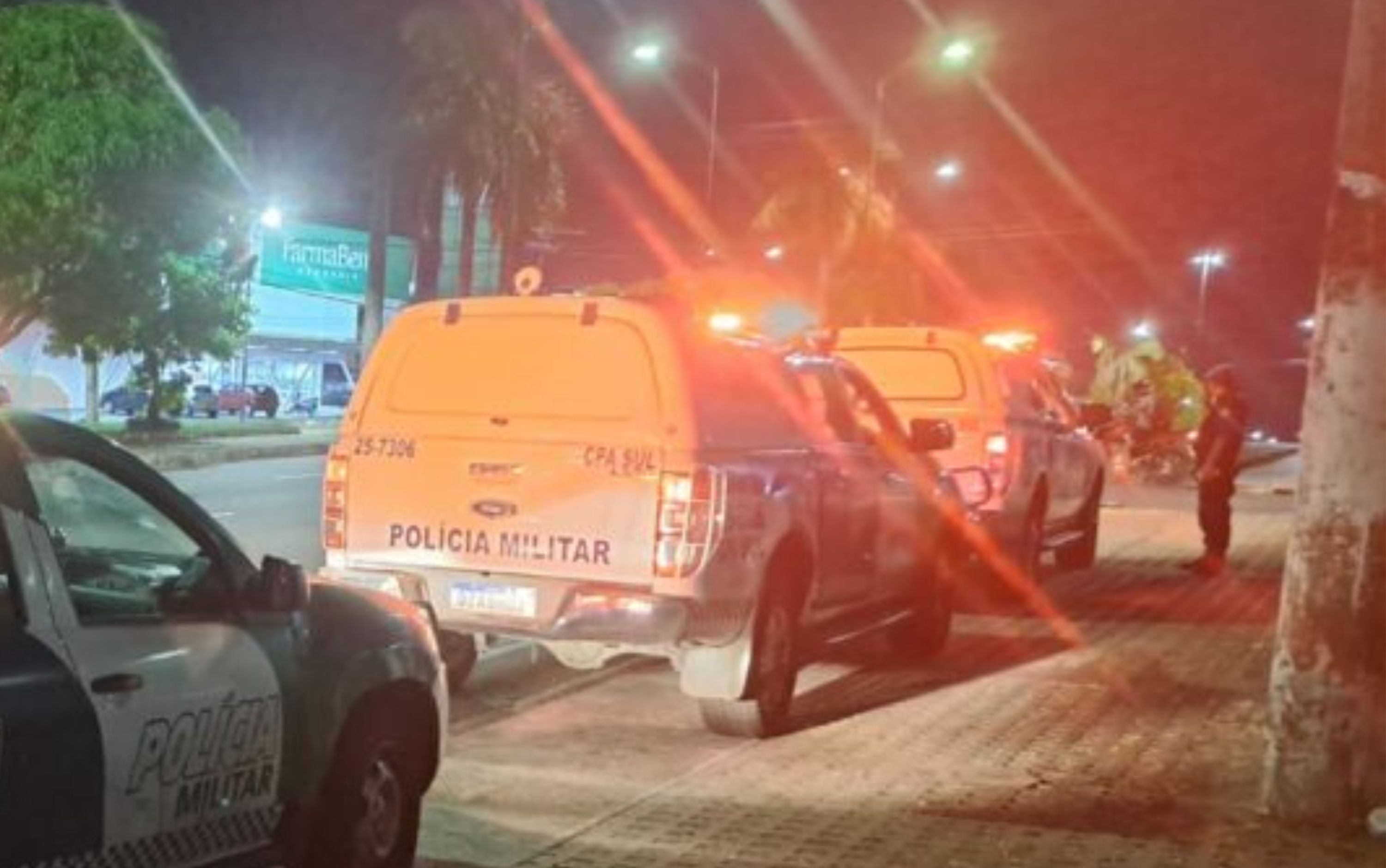 Polícia frustra ataque contra facção e dois são baleados em troca tiros no Santo Antônio
