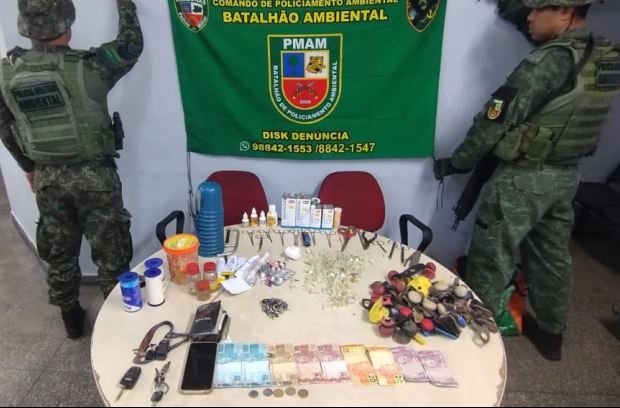 Grupo é preso por fazer rinha de galos em Manaus; 56 animais foram recuperados