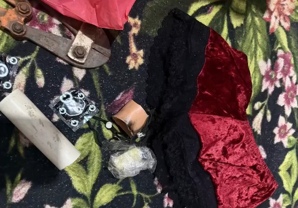 Vizinho usava fantasias e introduzia objetos durante estupro de criança em Manacapuru