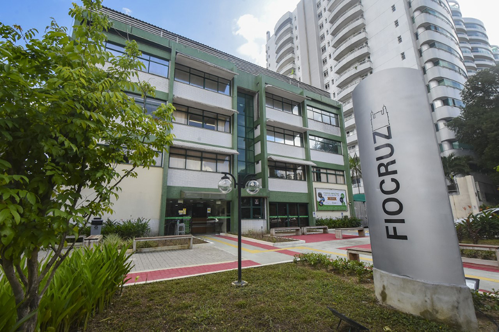 Com vagas para o Amazonas, Fiocruz abre concurso com salários de até R$ 13 mil