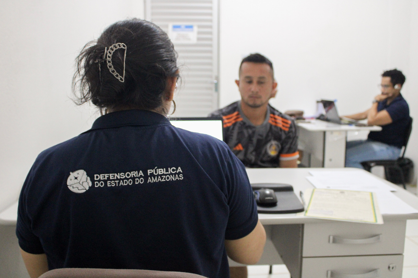 Mutirão da DPE-AM leva serviços jurídicos a moradores de Tonantins