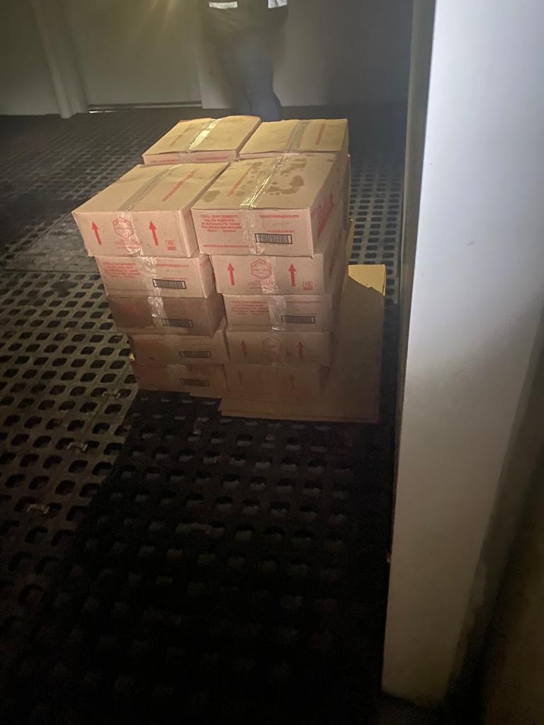 Mais de 2 toneladas de manteiga produzida irregular são apreendidas em Manaus