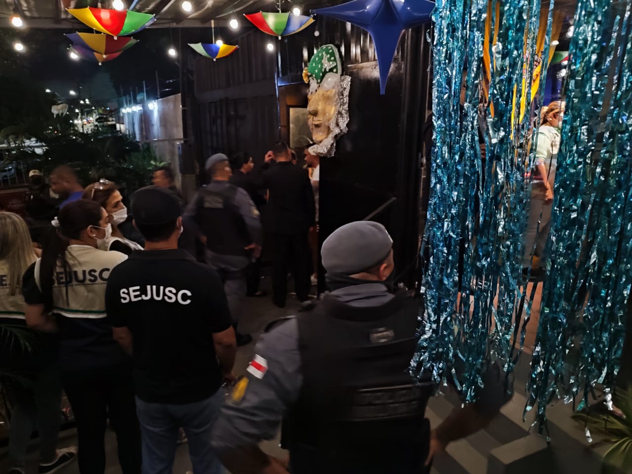 Beer House e festa ‘Revoada’, são notificadas por falta de documentos em Manaus