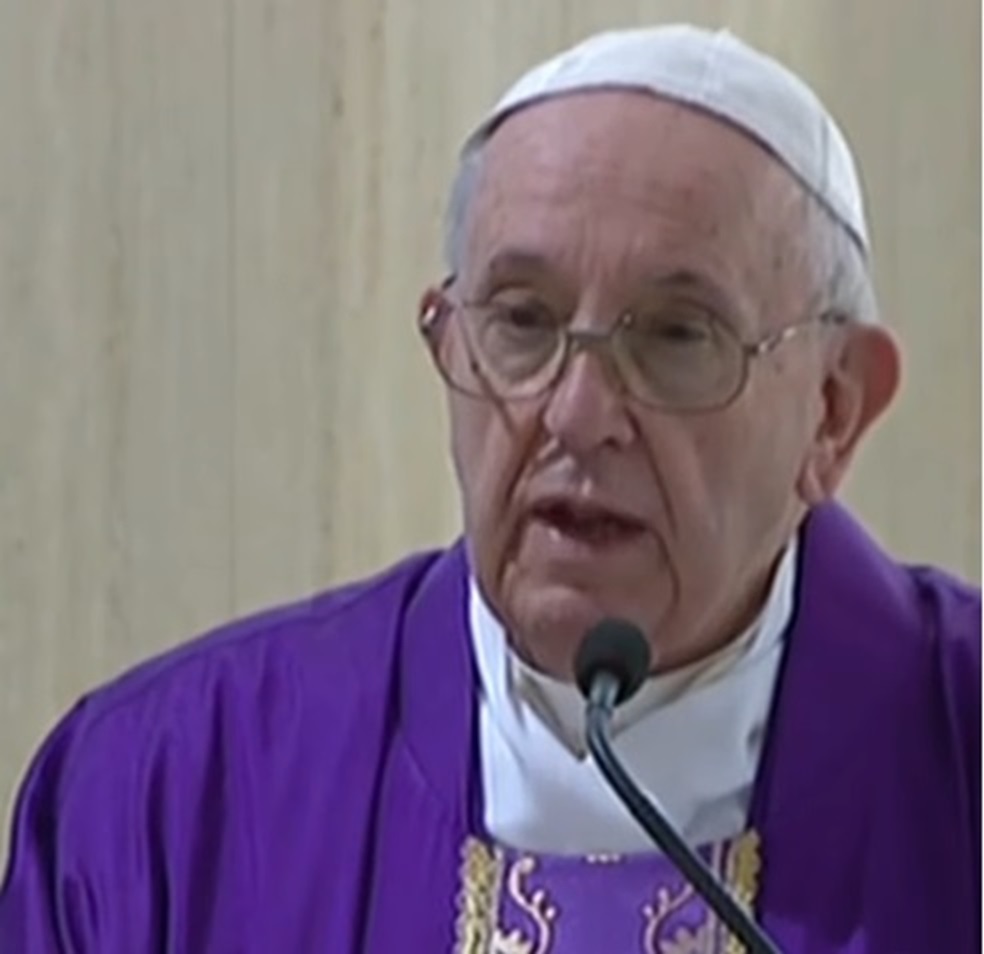 'Se aproxima o entardecer da minha vida terrena': veja o testamento do papa Francisco