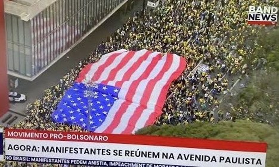 New York Times diz que bandeira dos EUA é novo símbolo da direita brasileira