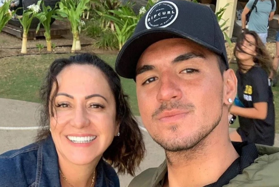 Medina faz acordo milionário com a própria mãe ‘pra ter paz’; exigências teriam causado indignação