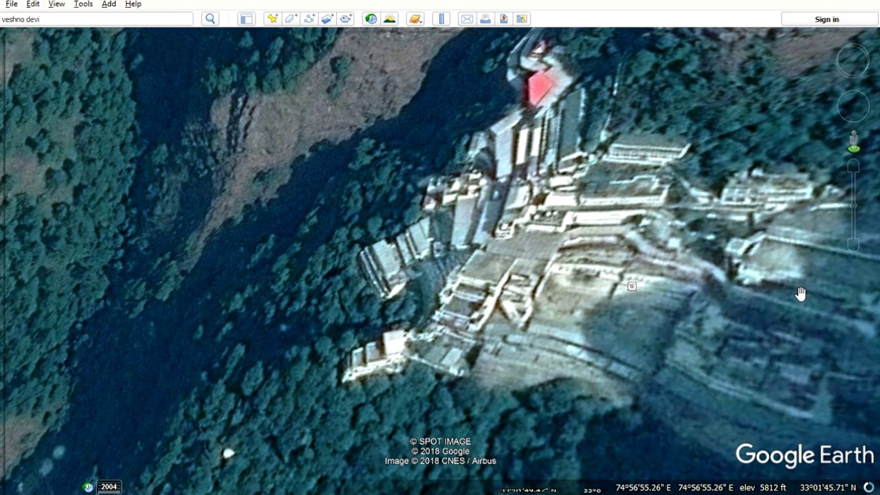 Tumulto em santuário deixa 12 mortos e dezena de feridos