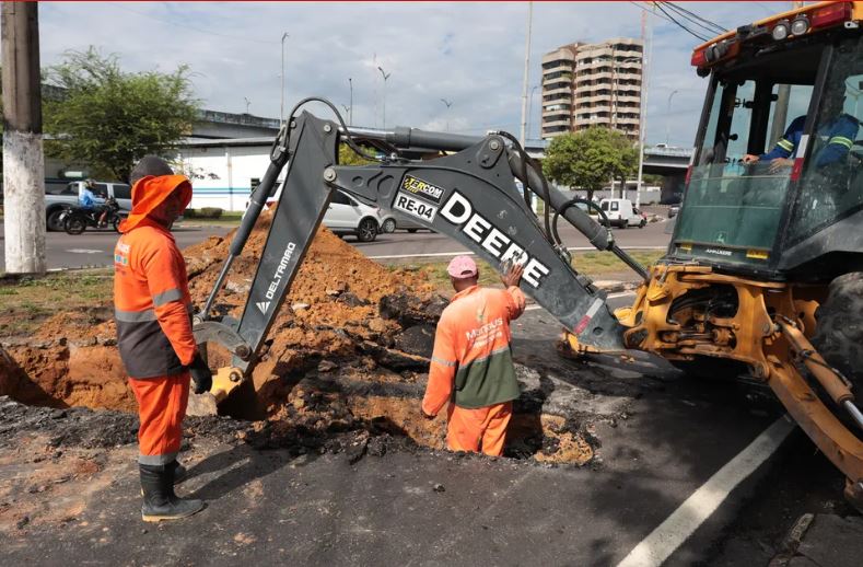 Obra na alça da Rotatória do Coroado provoca mudanças no trânsito em Manaus