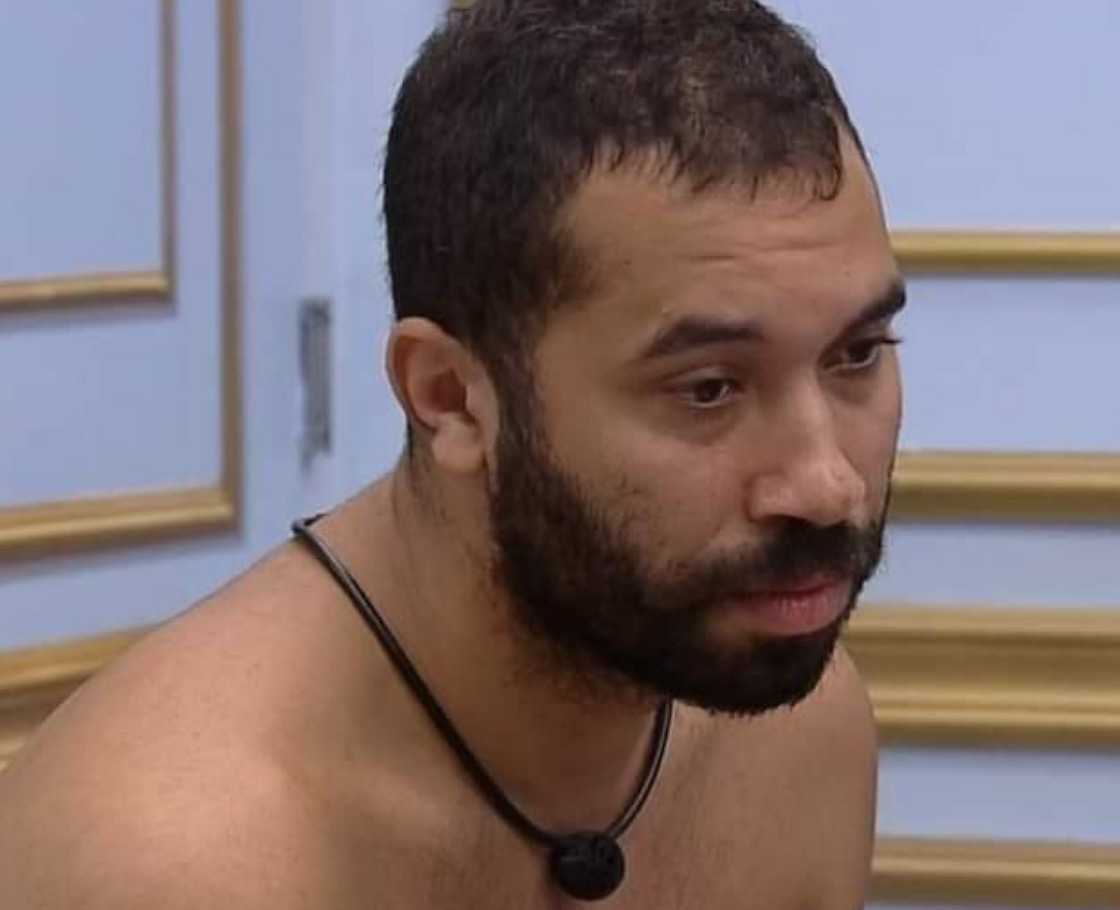 BBB21: Gil teme que Carla conte a Juliette que ele detonou 'amiga'