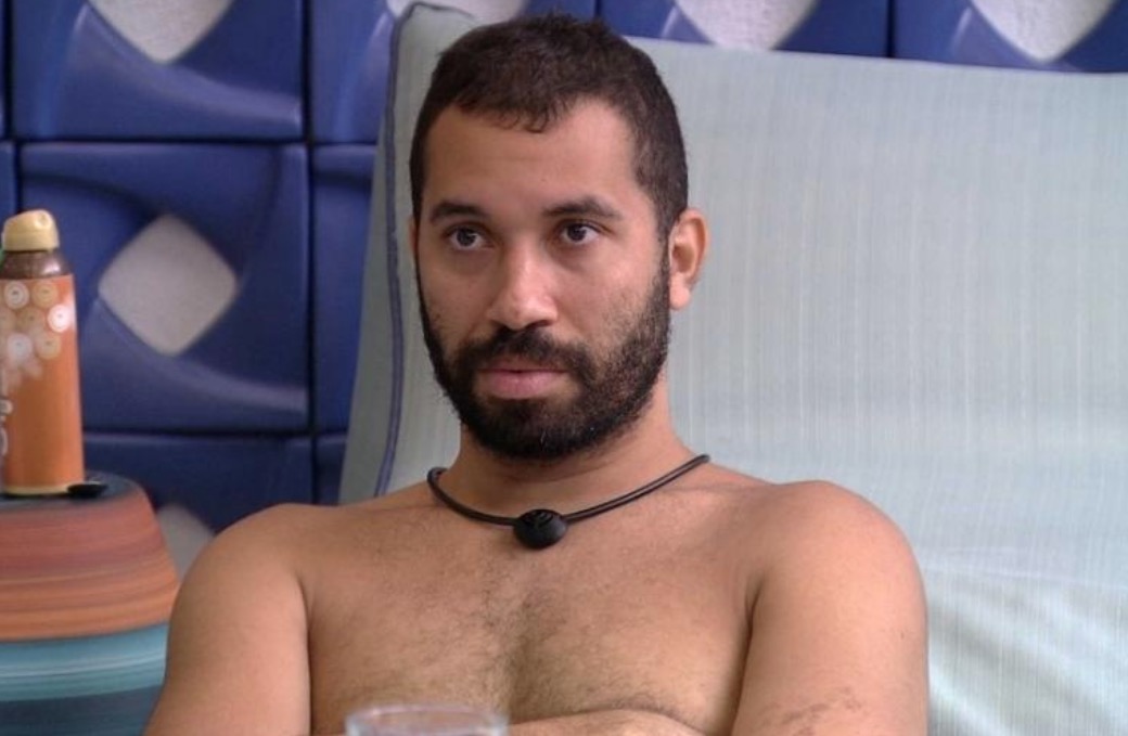 BBB21: Gilberto detona Juliette para Fiuk: ‘ela quer queimar as pessoas’