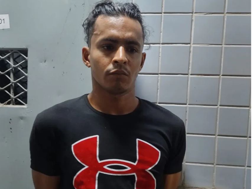 'Serial Killer' suspeito de estuprar dois homens e matar quatro vira réu em processo