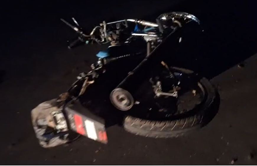 Motociclista fica ferido ao ser atropelado por carro na estrada de Novo Airão