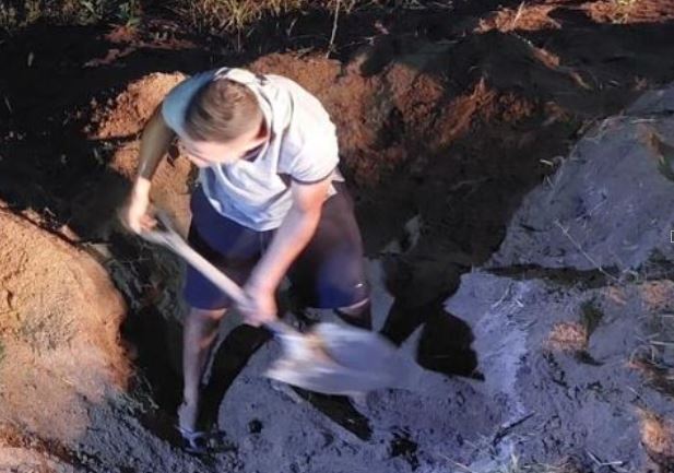 Caseiro que matou e enterrou colega fez plantação de macaxeira sobre cova