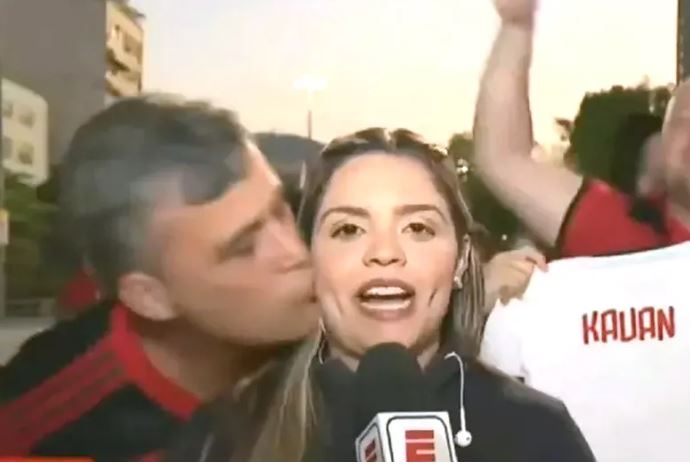 Repórter da ESPN diz que torcedor do Flamengo a xingou e beijou antes de transmissão ao vivo