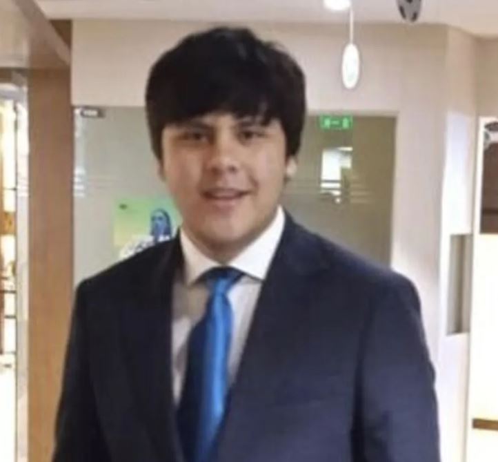 Tia revela que jovem que morreu com pai em submarino não queria fazer expedição