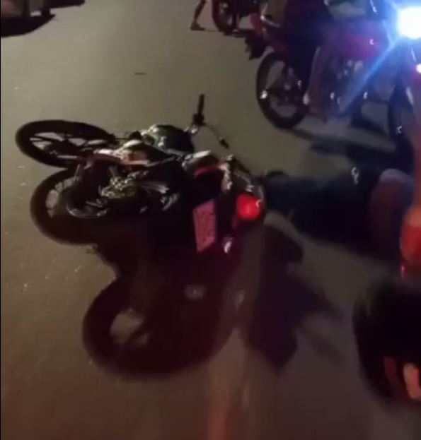 Motociclista morre após motos colidirem de frente em avenida de Manaus