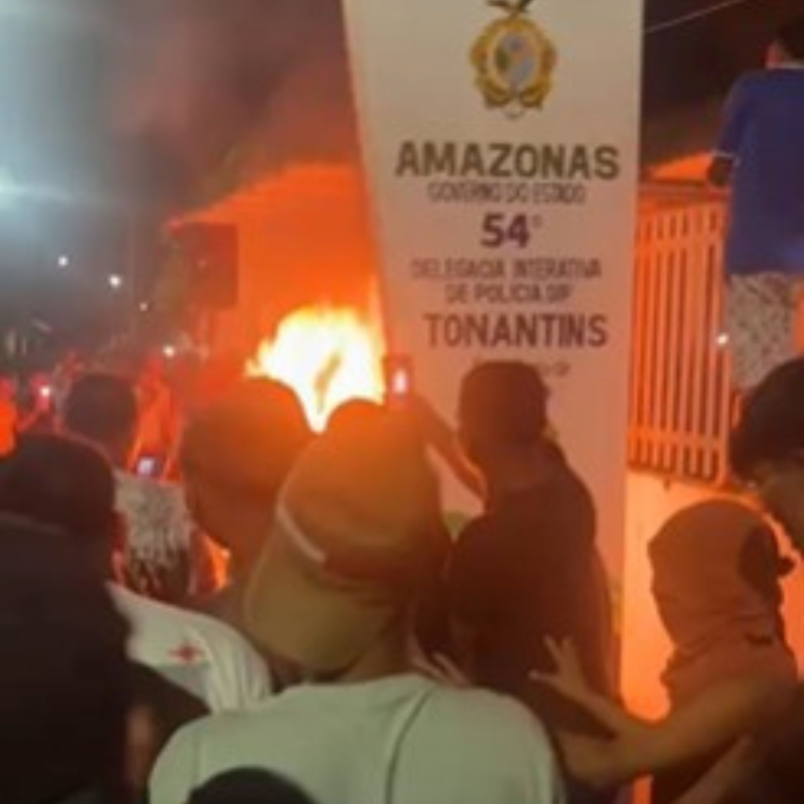 Grupo é preso por tirar detento de cela e incendiá-lo em Tonantins