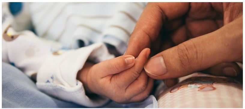 PL que garante licença-maternidade ampliada para mães de bebês prematuros no Amazonas