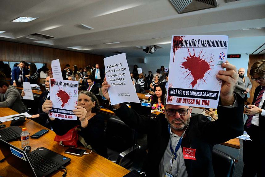 PEC do Plasma divide opiniões e críticos disparam: "Sangue não é mercadoria"