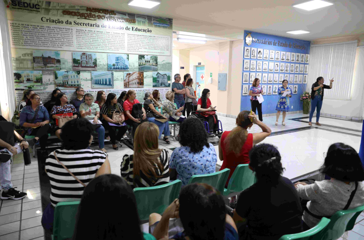 Seduc convoca mais 418 aprovados do PSS para o interior e áreas indígenas do Amazonas