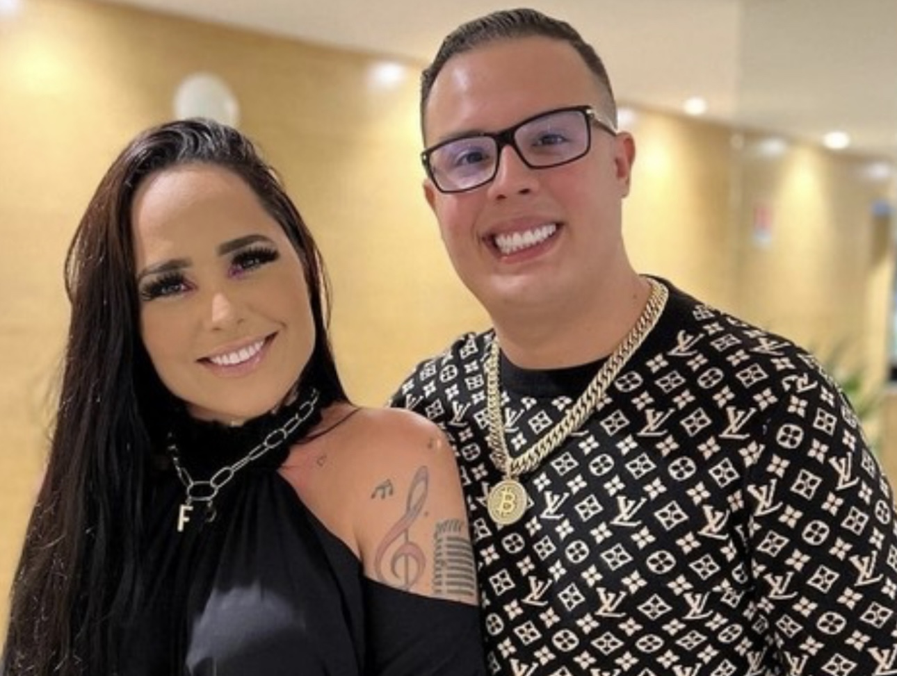 Perlla desabafa sobre fim do casamento após marido deixar prisão: “1 ano levando comida” 