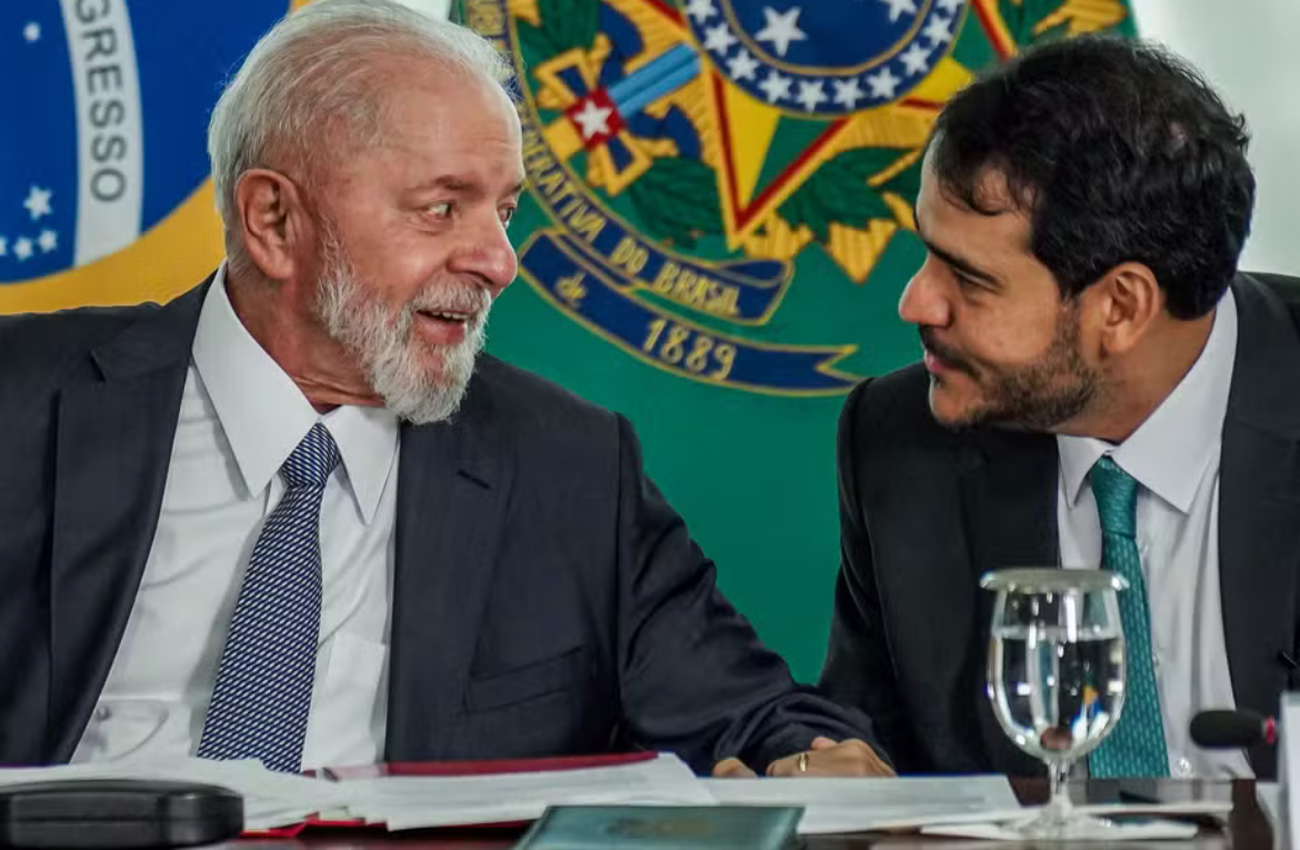 Lula confirma indicação de Jorge Messias ao STF