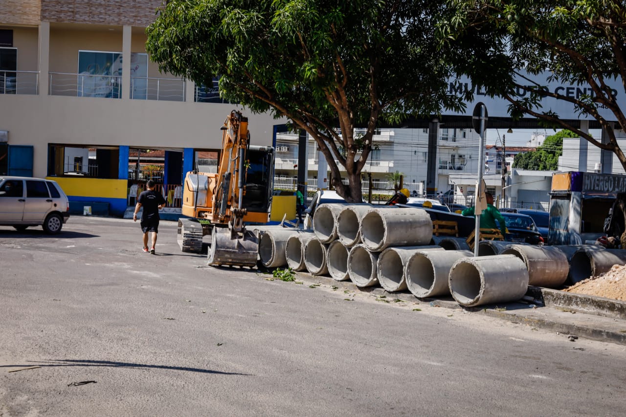 Trânsito é alterado no Parque 10 para realização de obras em Manaus