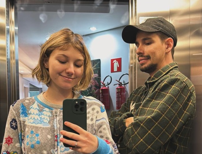 Marido de Isabel Veloso fala sobre gravidez de influencer com câncer terminal