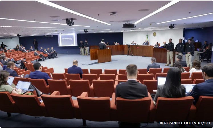 Moraes vota contra recursos de condenados por trama golpista e plano de atentado