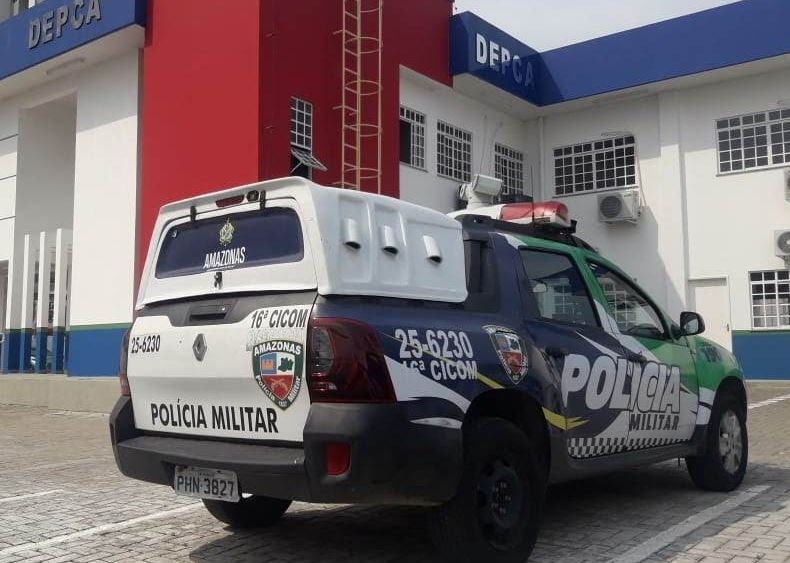Homem é preso por estuprar a filha e produzir vídeos pornográficos dela em Manaus