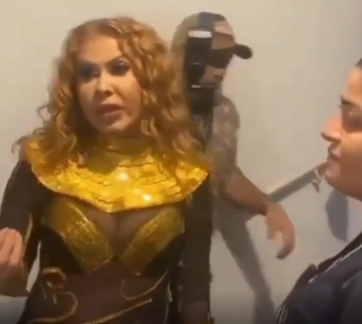 Vídeo completo mostra que Joelma reagiu a barraco de produtora, e não destratou fã