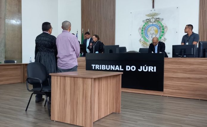 Acusado de matar amigo espancado é condenado a mais de 18 anos de prisão em Manaus