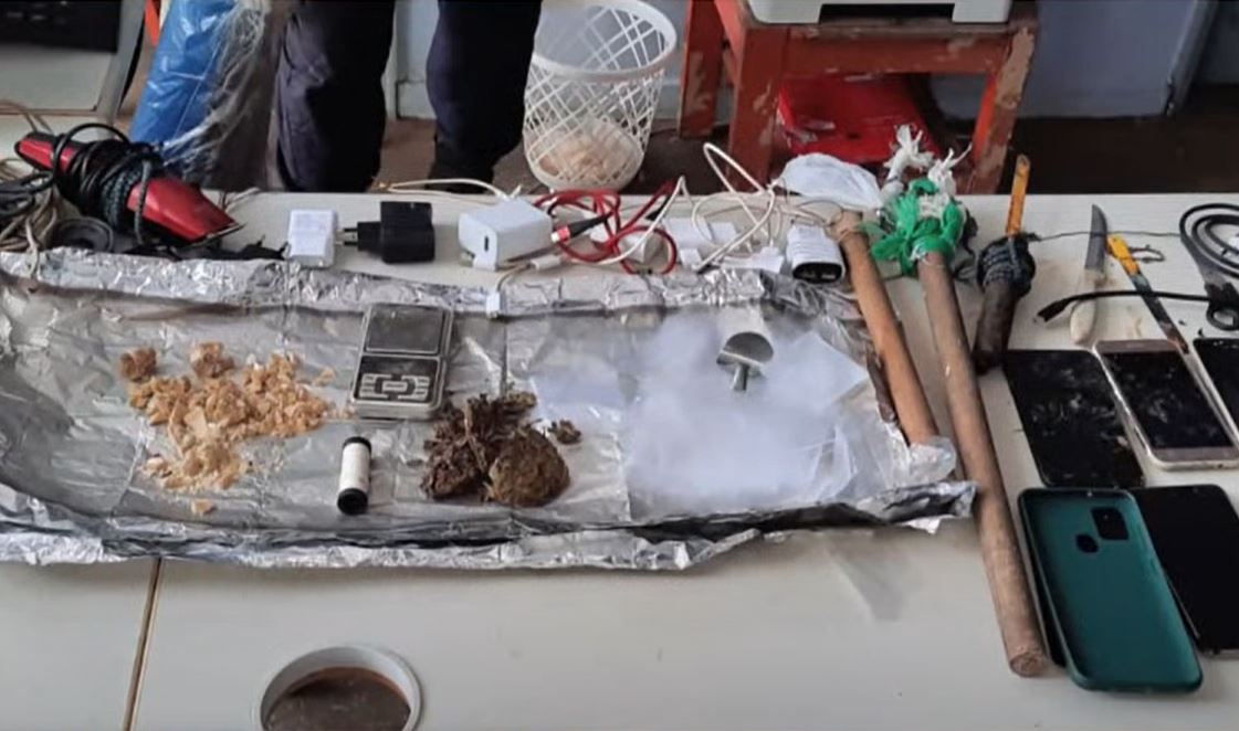 Polícia faz revista em delegacia no Amazonas após detentos publicarem vídeo de espancamento