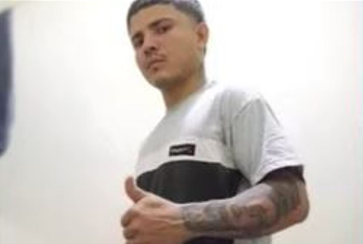 Com ciúmes, homem mata atual de ex-mulher com faca cravada no peito em Manacapuru