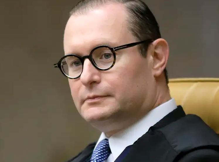 STF reconhece censura e restaura postagem de Portal do Holanda sobre abuso policial