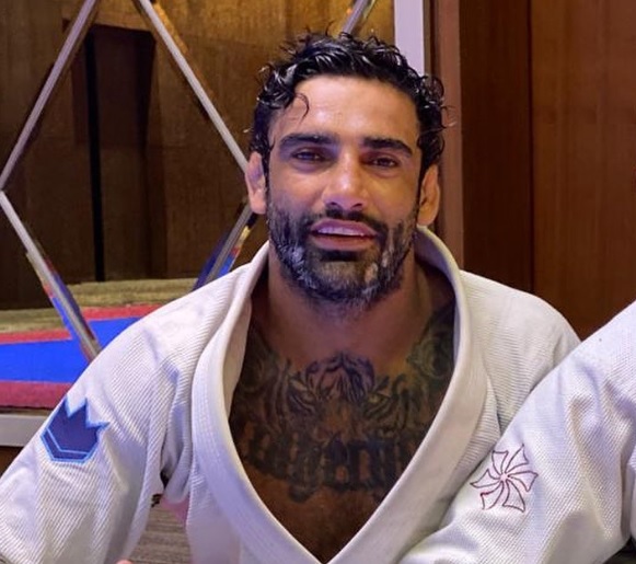 Campeão mundial de jiu-jítsu Leandro Lo é baleado na cabeça durante show em SP