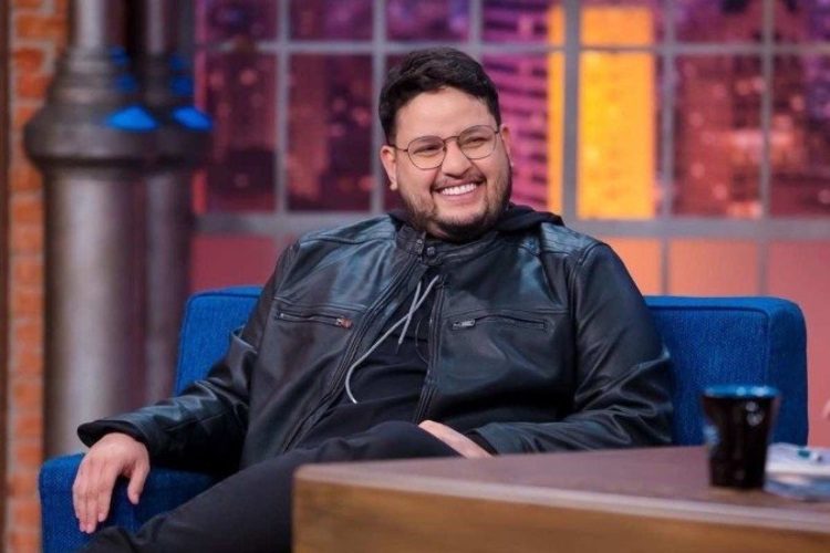 Cantor Maurílio é transferido de hospital; quadro de saúde é grave