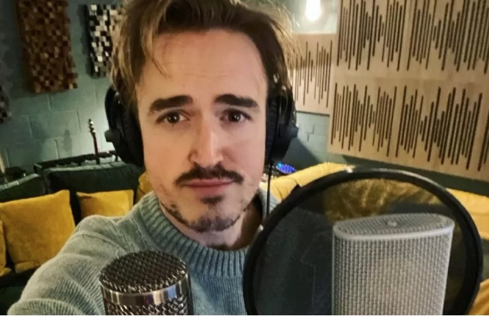 Vocalista do McFly, Tom Fletcher fica rouco horas antes de show em São Paulo