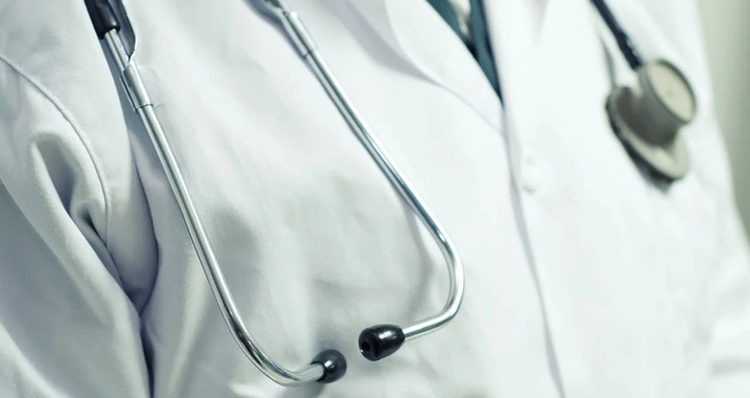 Médicos são convocados para contratação temporária imediata em Manaus