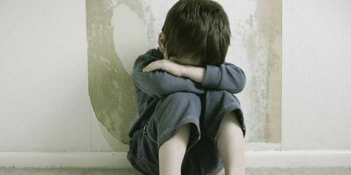 Adolescentes de 15 e 11 anos são apreendidos por estupro de primo de 8 anos em Manaus