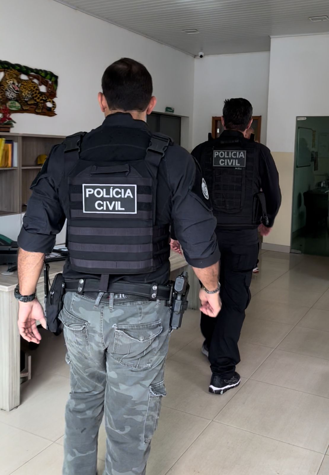 Funcionários são presos por desviarem produtos de loja de eletrodomésticos em Manaus