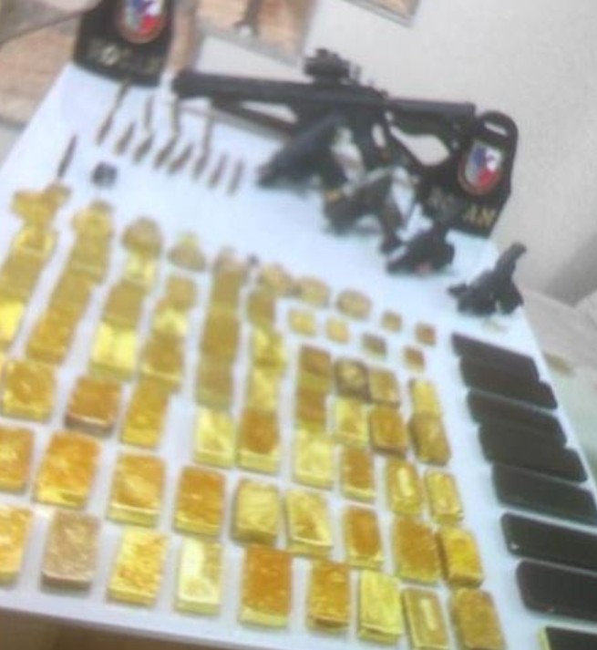 Barras de ouro avaliadas em R$ 45 milhões e armas são apreendidas em operação em Manaus