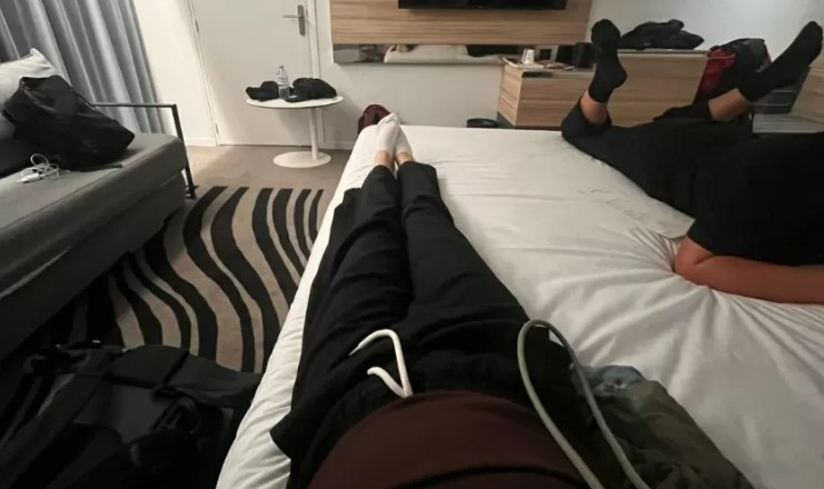 Brasileira sofre tentativa de estupro após TAP hospedá-la em quarto compartilhado em Paris