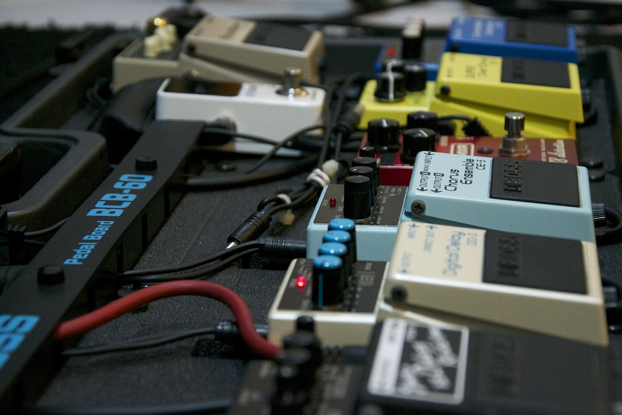 Suspeito de vender equipamentos de som furtados em Manaus é preso; vítima reconheceu objetos em anúncio