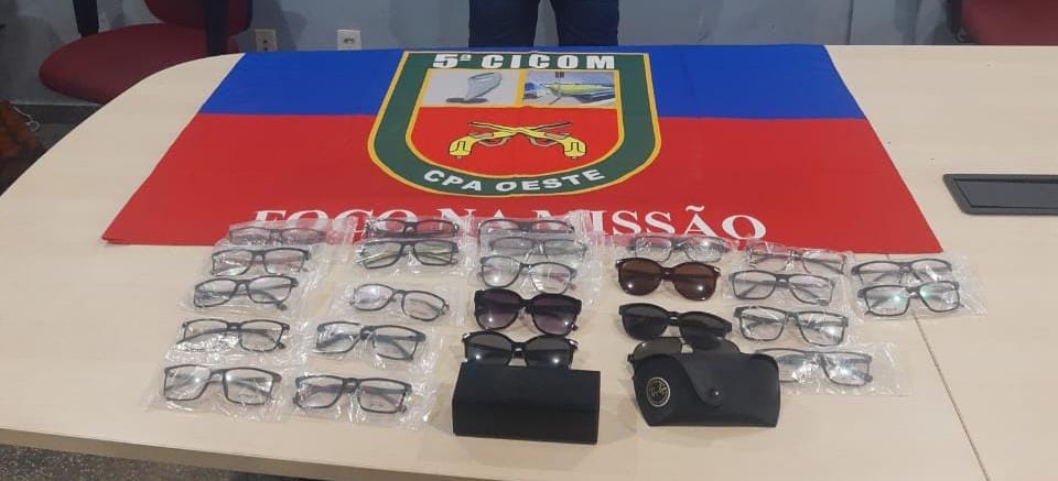 Homem é preso após roubar 25 pares de óculos em Manaus 